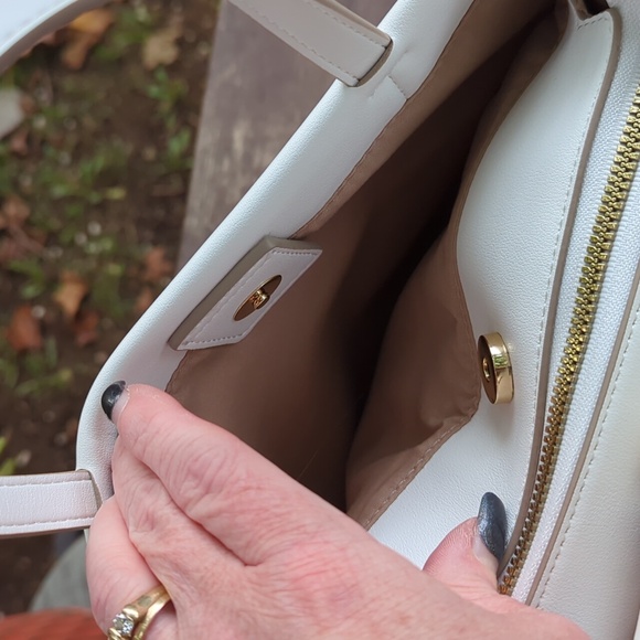 Nanette Lepore White crossbody - Picture 10 of 14